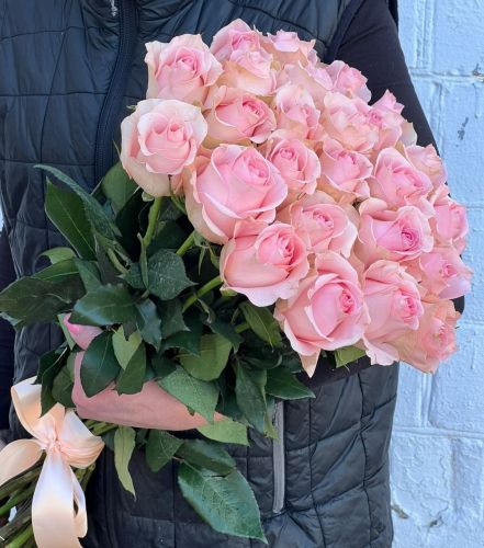 "Объятия"- букет из роз с доставкой на дом в Керчь